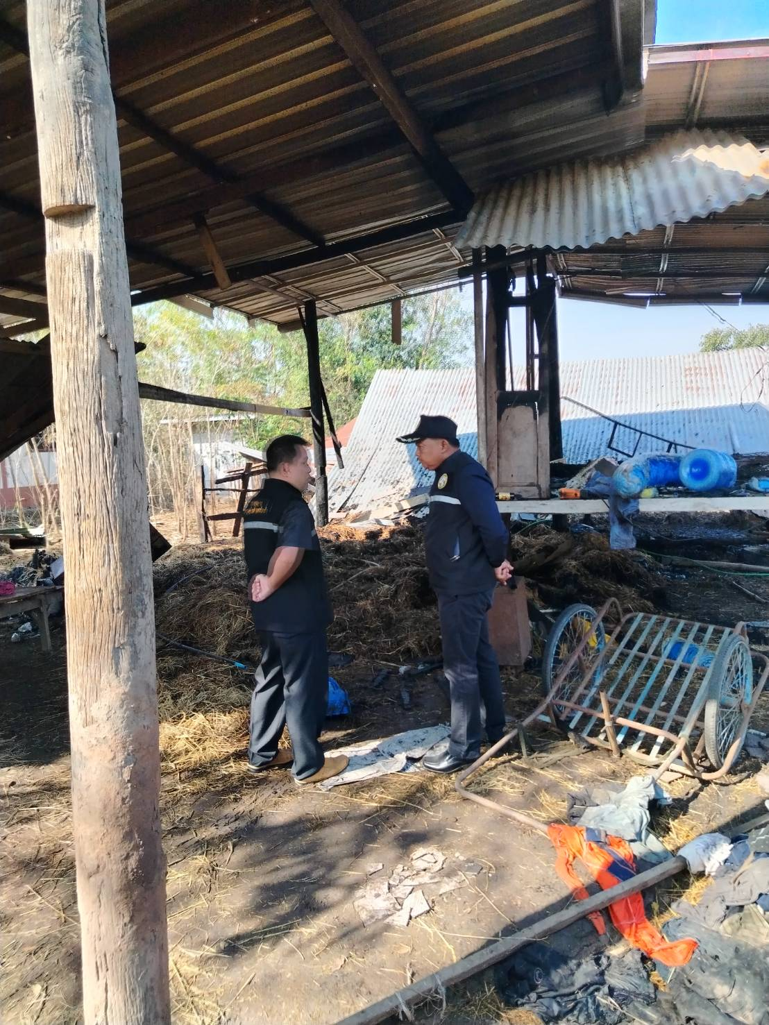 ลงพื้นที่สำรวจความเสียหายจากเหตุเพลิงไหม้