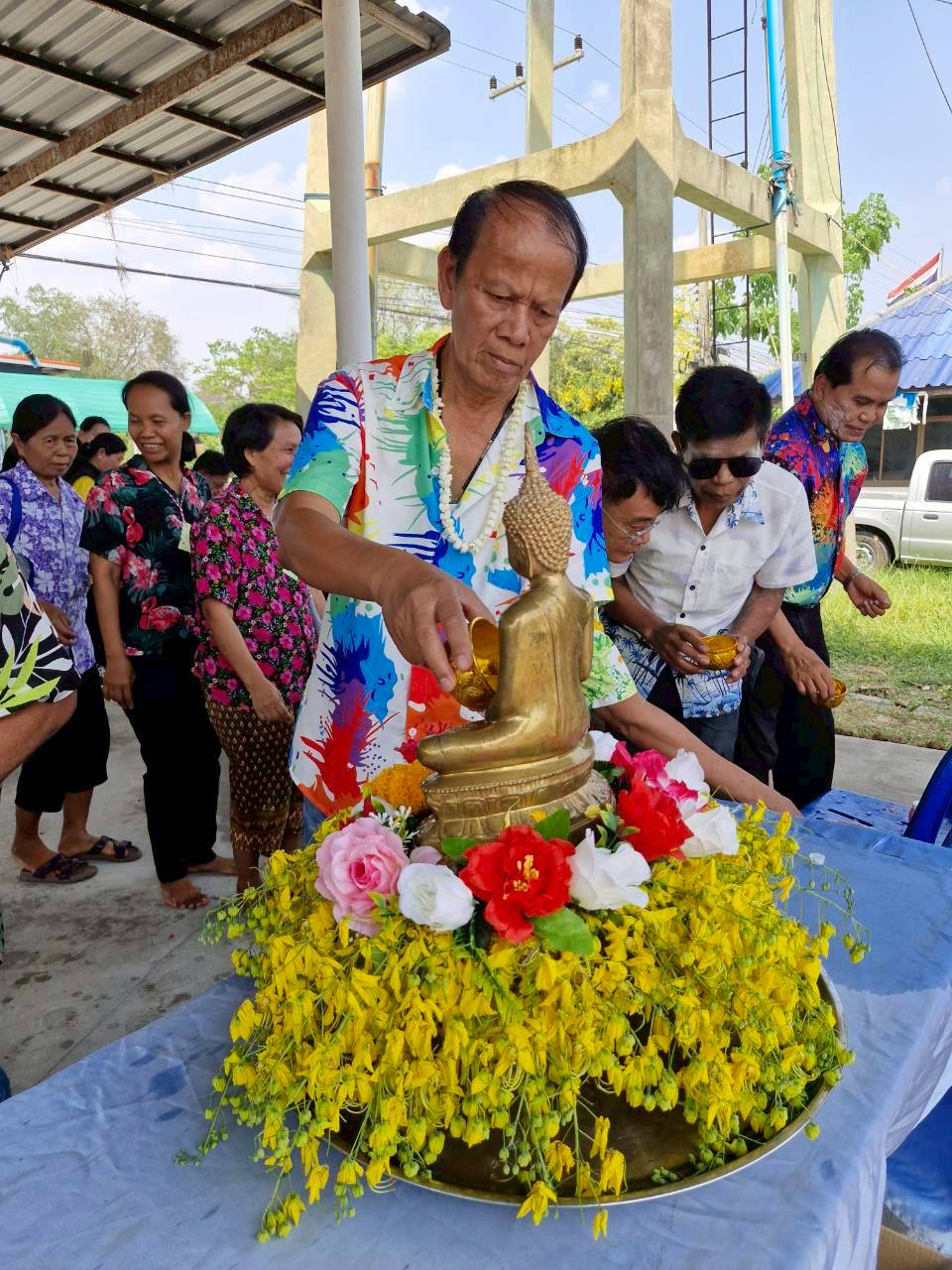 กิจกรรมโรงเรียนผู้สูงอายุ ครั้งที่ 4 ในโครงการส่งเสริมและพัฒนาคุณภาพชีวิตผู้สูงอายุ ประจำปีงบประมาณ พ.ศ. 2569 และจัดพิธีสรงน้ำพระ รดน้ำดำหัวผู้สูงอายุเนื่องในวันสงกรานต์