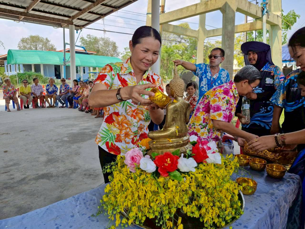กิจกรรมโรงเรียนผู้สูงอายุ ครั้งที่ 4 ในโครงการส่งเสริมและพัฒนาคุณภาพชีวิตผู้สูงอายุ ประจำปีงบประมาณ พ.ศ. 2569 และจัดพิธีสรงน้ำพระ รดน้ำดำหัวผู้สูงอายุเนื่องในวันสงกรานต์