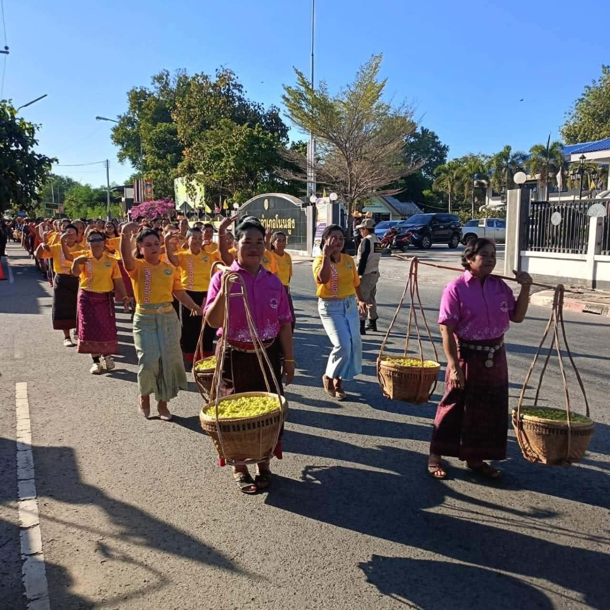 ร่วมกิจกรรมงาน “สืบสานตำนานข้าว และของดีอำเภอโนนสูง ประจำปีงบประมาณ 2568