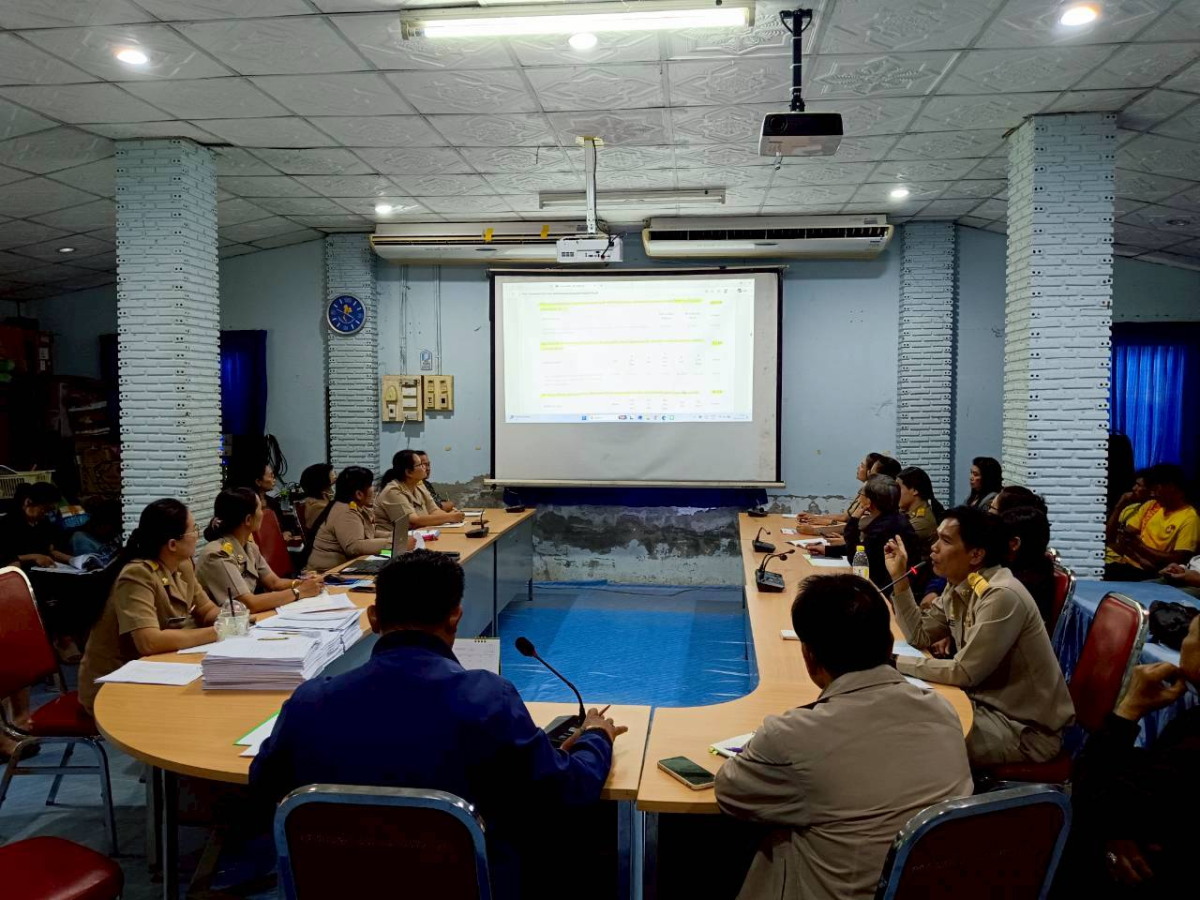 การประชุมประจำเดือนพนักงานเทศบาลตำบลด่านคล้า เพื่อยกระดับผลการประเมิน ITA ประจำปีงบประมาณ พ.ศ. 2569